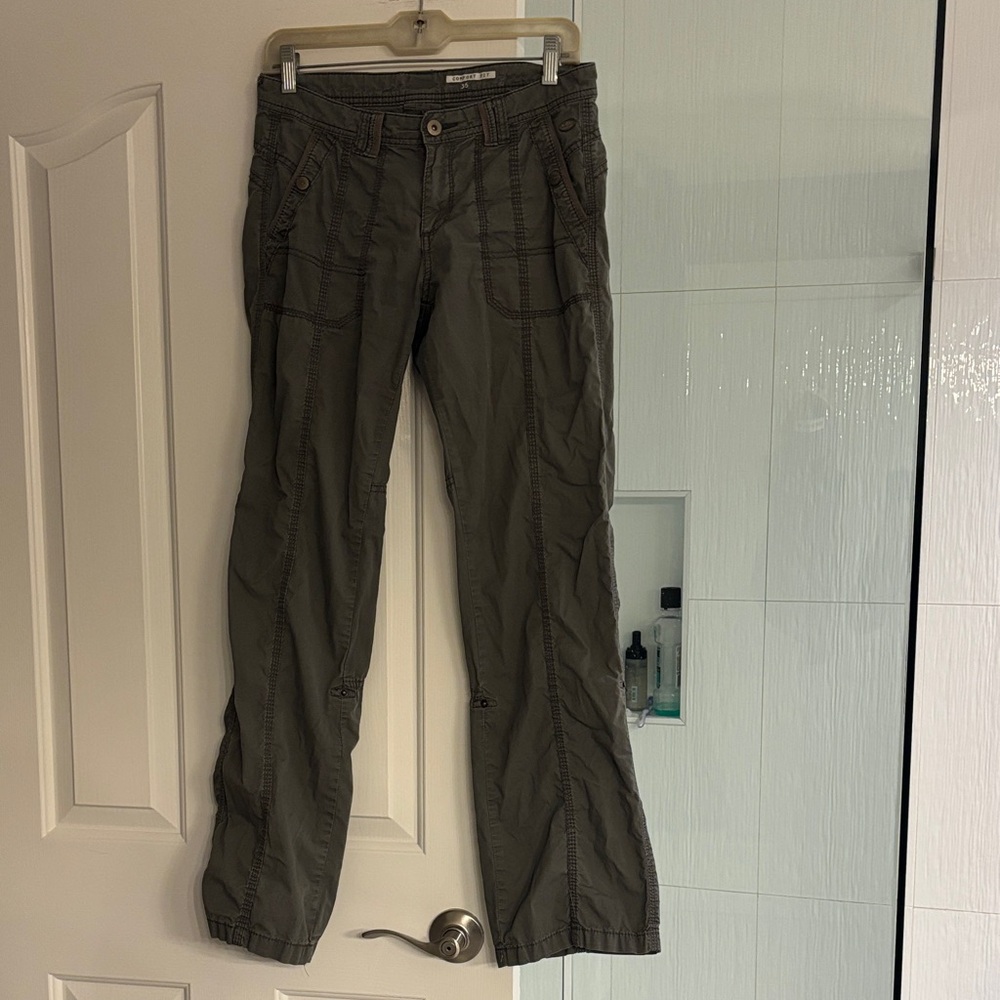 DC Esprit Women's Pants